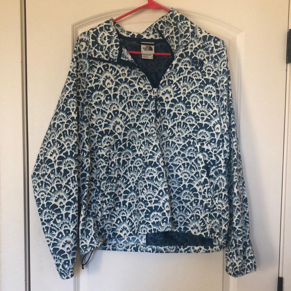 The North Face Blue Patterned Jacket - image 2